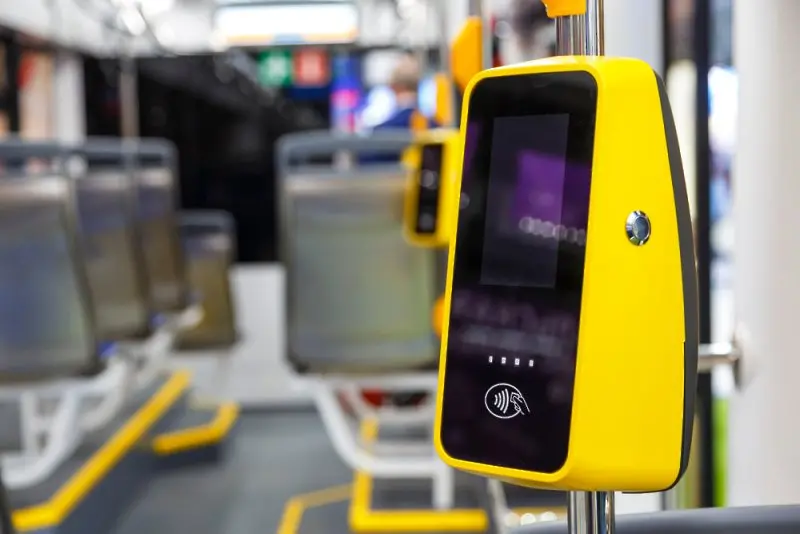 Увеличават се пътуващите в метрото и градския транспорт в София