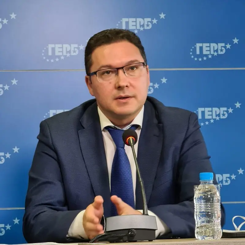 Даниел Митов оглави комисията за проверка на обстоятелствата, довели до спиране на газа от Газпром
