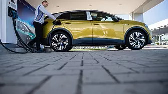 Volkswagen очаква да задмине Tesla по продажби на електрически автомобили до 2025 г. 