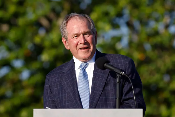  Имам предвид Украйна: Джордж Буш нарече инвазията в Ирак „брутална“ и „неоправдана“
