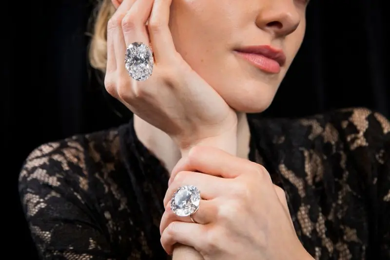 Продадоха за 17,8 млн. евро най-големия бял диамант, предлаган на търг