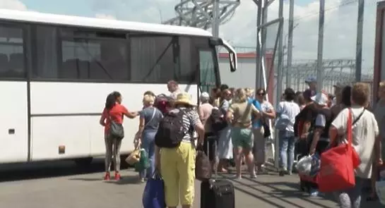 Местят украинските бежанци от лагера в Елхово  