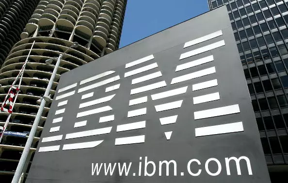 IBM прекрати напълно работата си в Русия