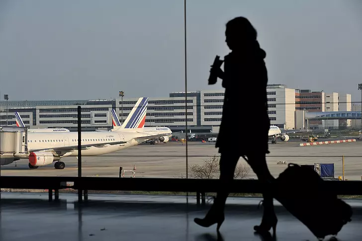 Десетки отменени полети заради стачка в Париж