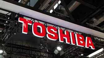 Осем компании ще наддават за Toshiba 