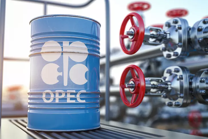 Петролът на ОПЕК премина прага от 116 долара за барел