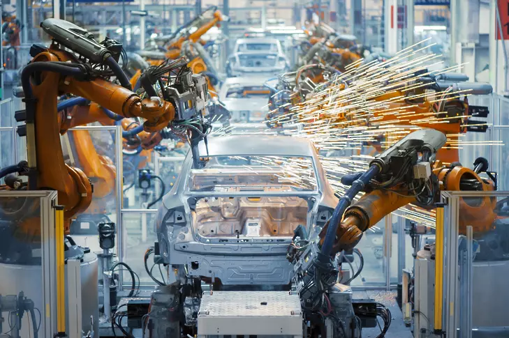 Глобалният пазар на индустриални роботи се очаква да достигне 81,4 млрд. долара до 2028 г.