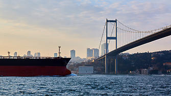 Анкара и Москва преговарят за безопасен морски коридор за украинския износ