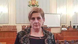 Елена Гунчева вече е независим депутат