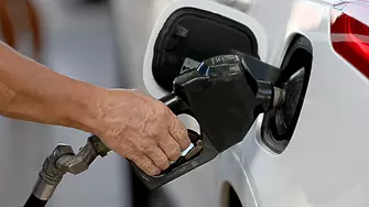 Бензинът на дребно е поскъпнал средно с 21 стотинки за литър през юни