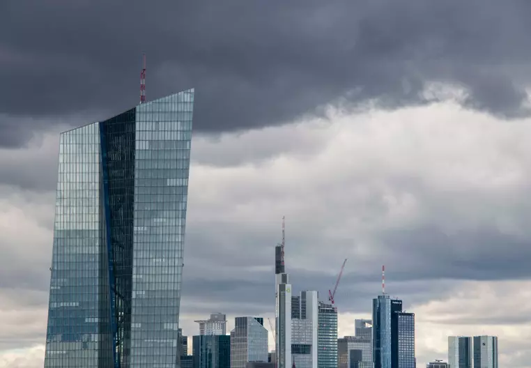 ЕЦБ ще източи средства от банковата система, за да постави под контрол пазарите на облигации
