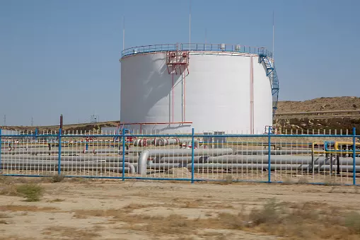Азерският газ от днес потича към България