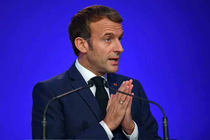 Френската опозиция иска компромиси от „арогантния“ Макрон в замяна на подкрепа