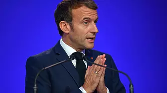 Френската опозиция иска компромиси от „арогантния“ Макрон в замяна на подкрепа