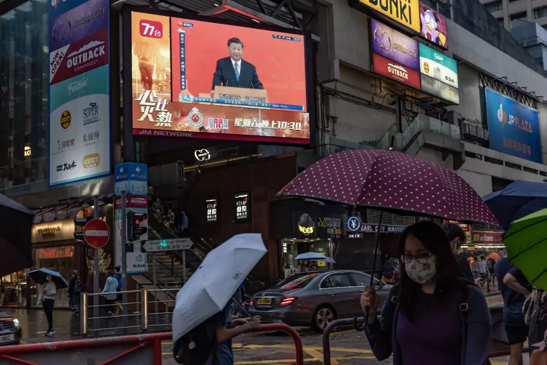 Истинската демокрация в Хонконг започна след връщането му на Китай, заяви Си Цзинпин
