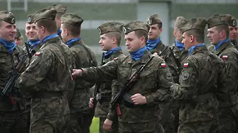 Заради руската заплаха: Полша увеличава числеността на армията си повече от 2 пъти