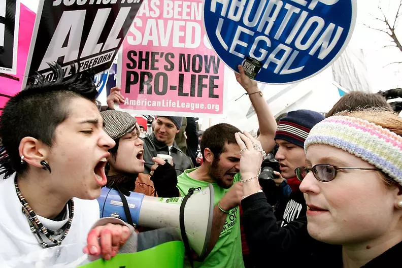 Върховният съд на САЩ отмени правото на аборт на национално ниво