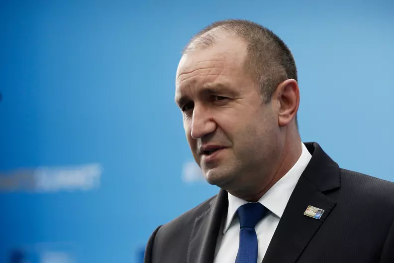 Президентът Радев: Френското предложение отговаря на българските интереси