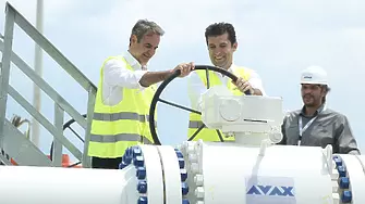 Петков и Мицотакис пуснаха символично газа по интерконектора между Гърция и България