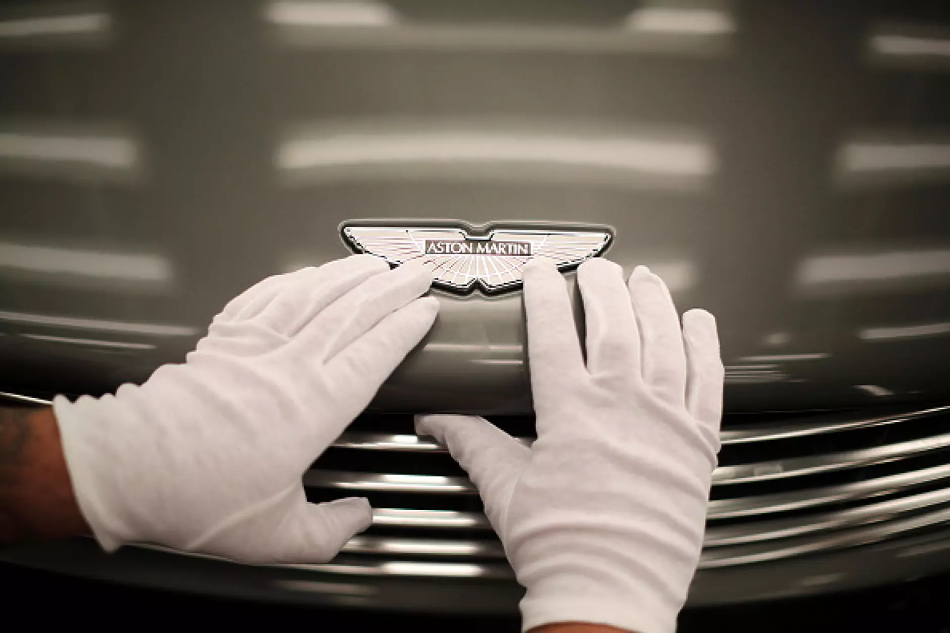 Саудитският инвестиционен фонд PIF става вторият по големина акционер в Aston Martin