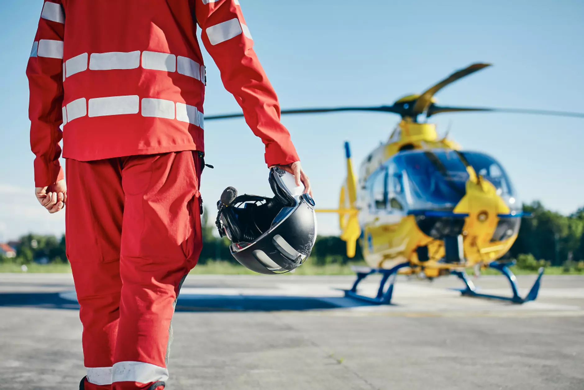 МЗ обяви обществена поръчка за шест медицински хеликоптера