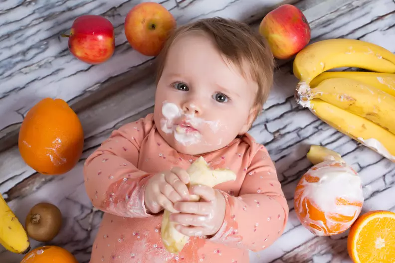 От подкаста на Новите родители: Как захранването подпомага ранното детско развитие 
