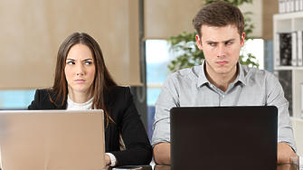 Ядосан или възмутен?