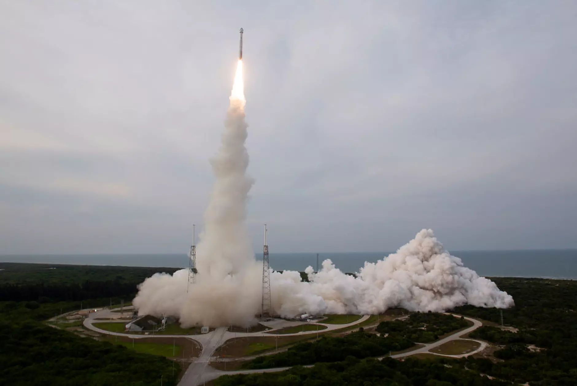 Два европейски сателитни оператора се сливат, за да се конкурират със SpaceX