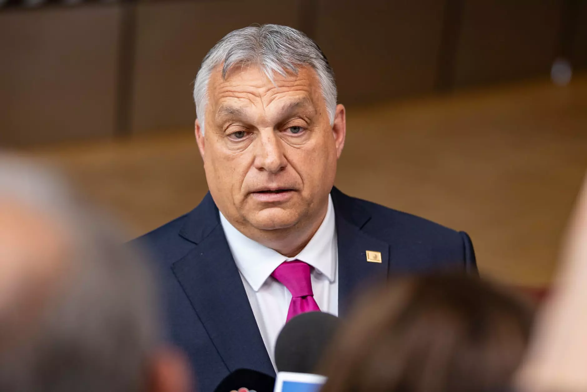 Съветник на Орбан подаде оставка заради „нацистка реч“ на премиера