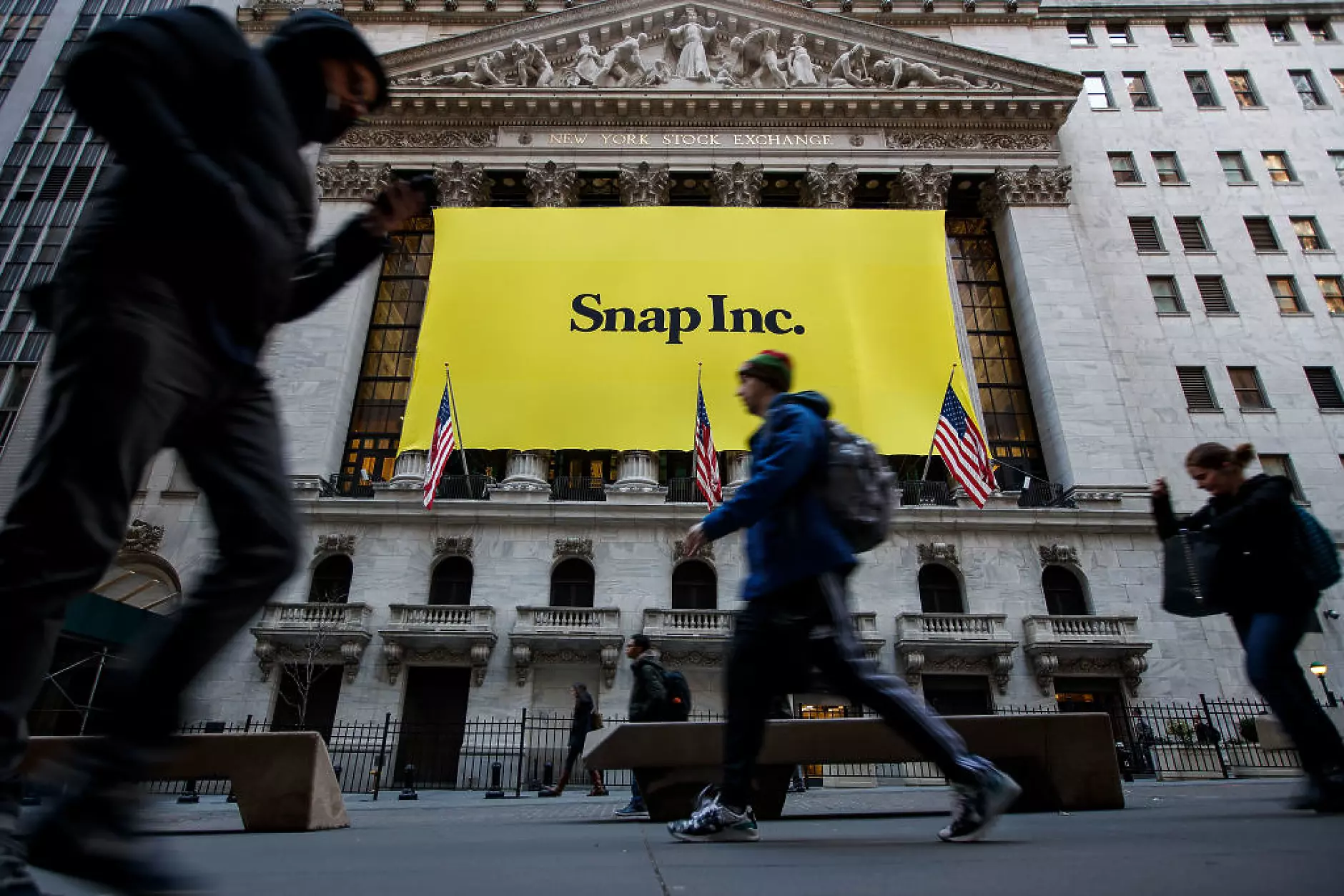 Отчетът на Snap изтри 80 млрд. долара от пазарната стойност на компаниите, разчитащи на онлайн реклами