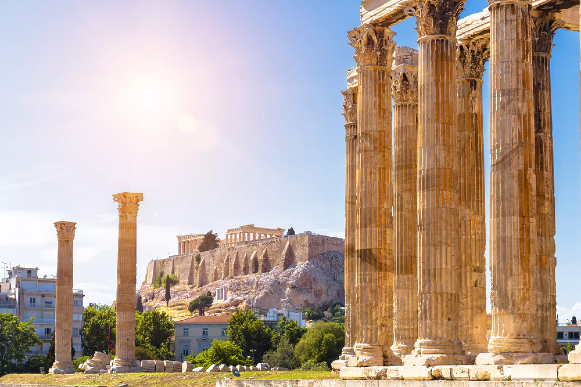 Атинският Акропол посреща над 16 000 посетители на ден