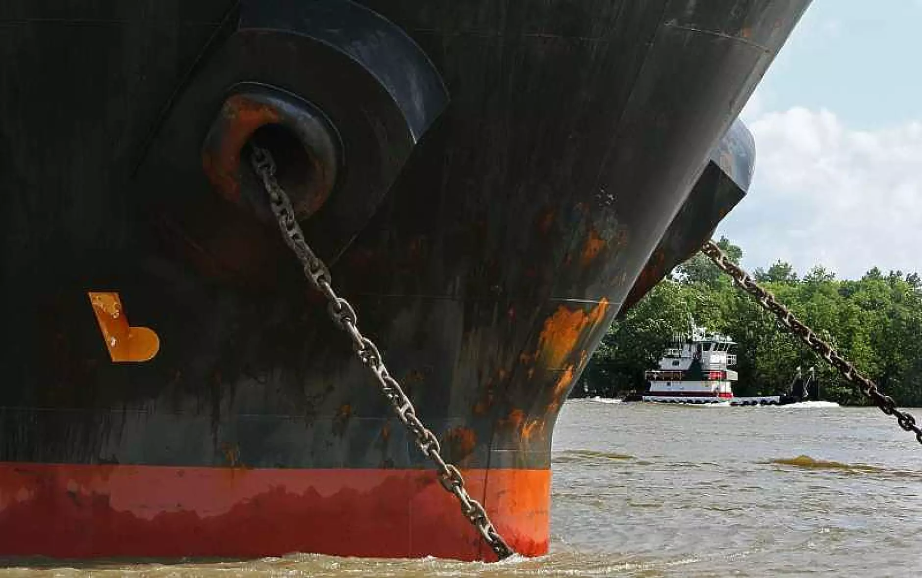 Корабът с царевица от Украйна навлезе в пролива Дарданели
