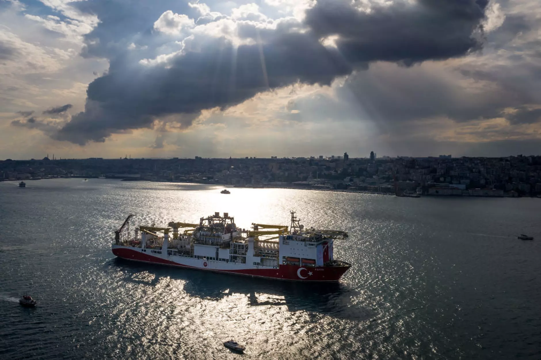 Турция изпраща четвърти кораб да търси нефт и газ в Средиземно море