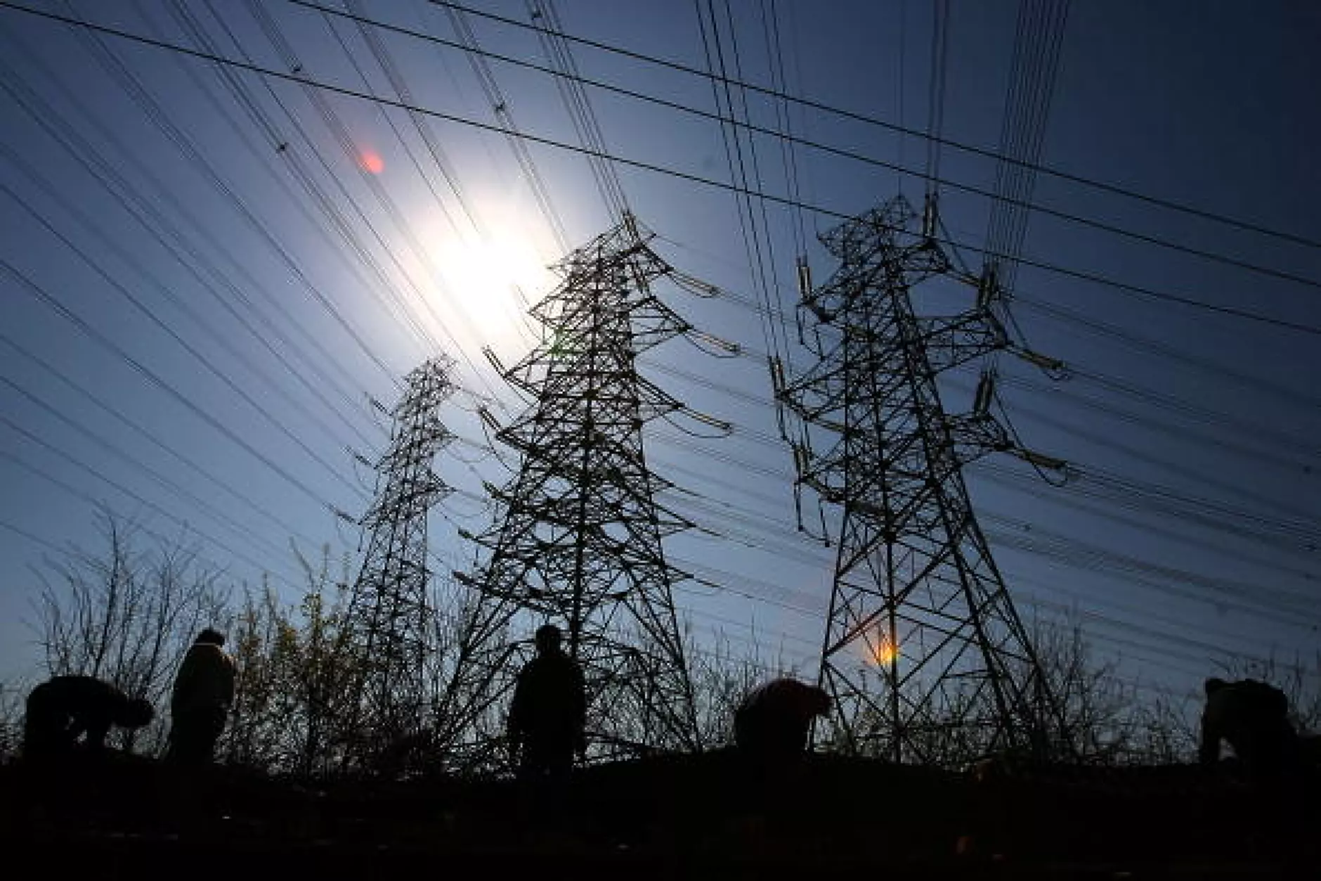 България е изнесла почти половината от тока, произведен през юни