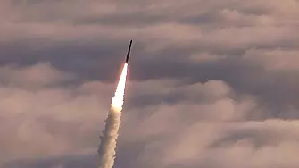 САЩ съобщиха за успешен опит с междуконтинентална балистична ракета
