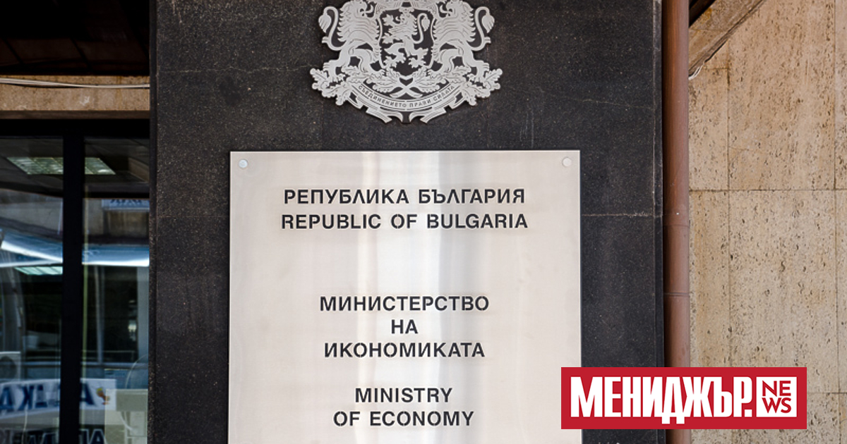 Договори за адвокатски услуги за над 400 000 лв. са
