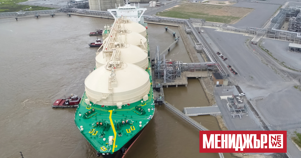 Първият танкер с втечнен газ на чисто пристигна на новия