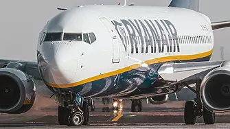 Ryanair затваря една от базите си в Атина