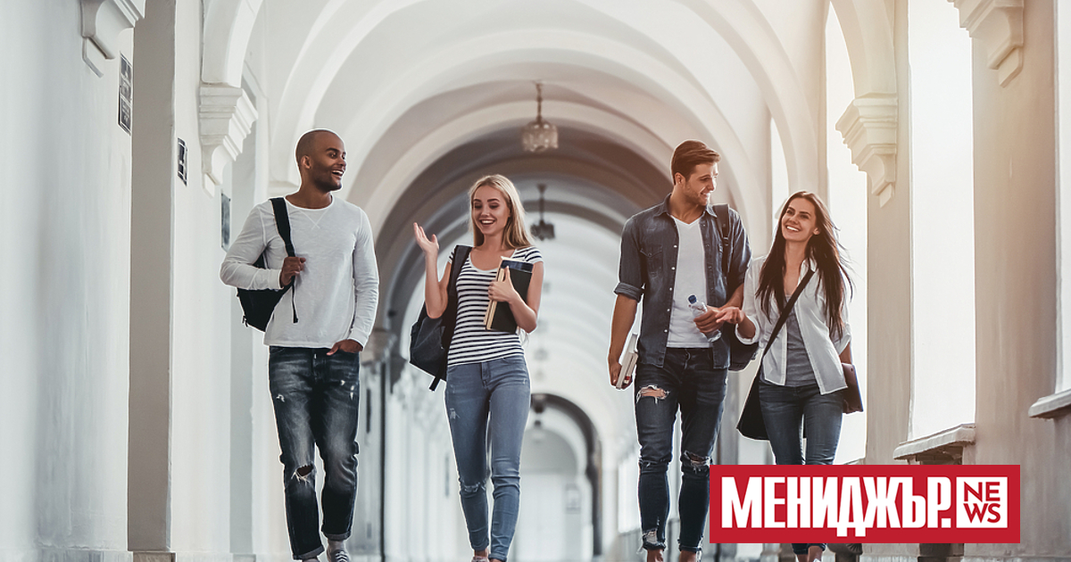 Младите хора напускат дома си средно на възраст 26,5 години