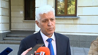 Министърът на отбраната Димитър Стоянов опроверга твърдения че България ще