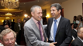 Президентът на Атлантическия клуб в България Соломон Паси и президентът