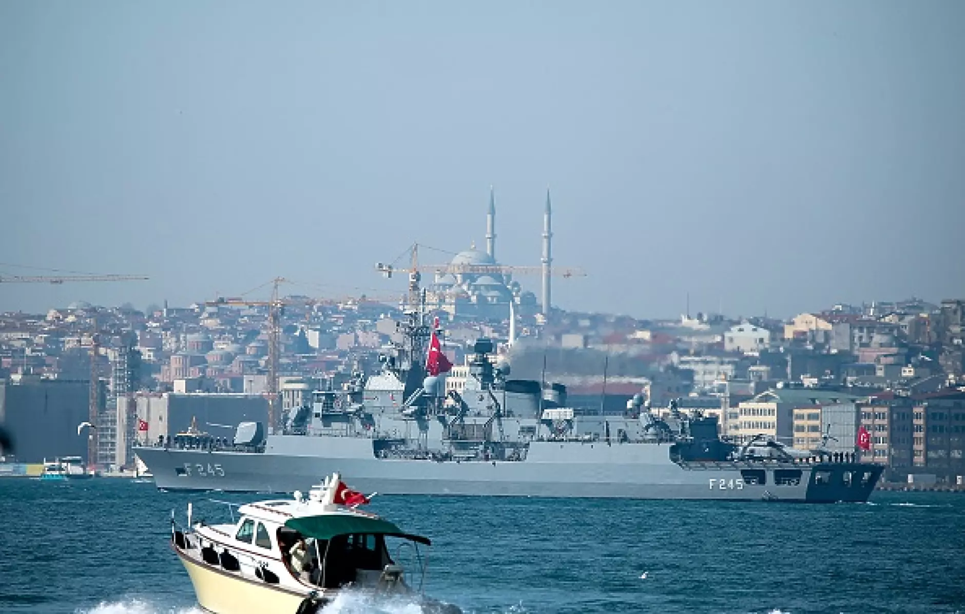 Die Welt: В НАТО назрява война между Турция и Гърция
