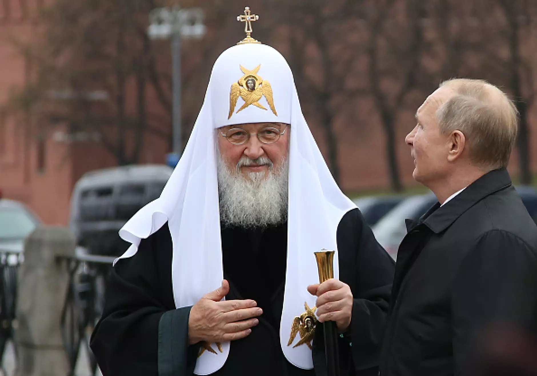 Руският патриарх сега пък обеща опрощение на греховете на загиналите руски войници