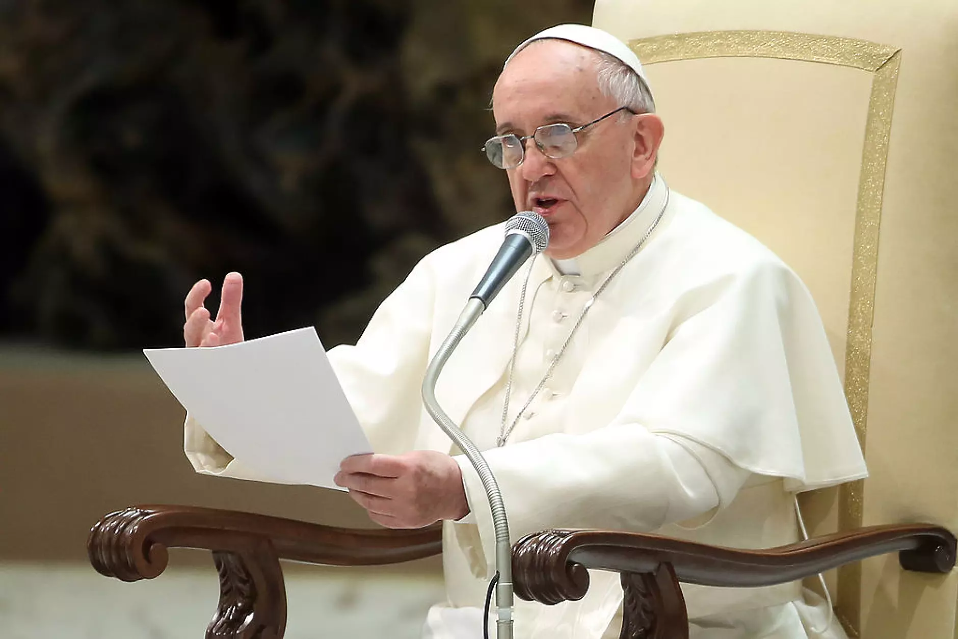 Папа Франциск призова Владимир Путин да прекрати „спиралата от насилие и смърт“
