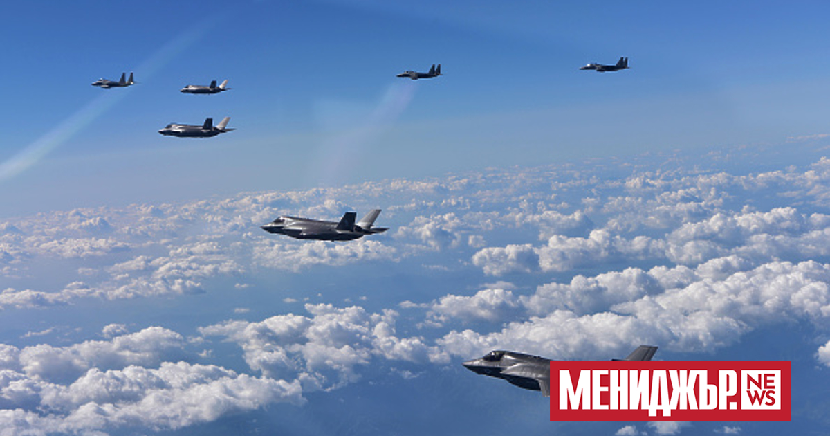 Северна Корея изпрати 12 бойни самолета близо до границата си