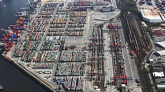 Властите в Хамбург отхвърлиха плановете за изграждане в пристанището на града