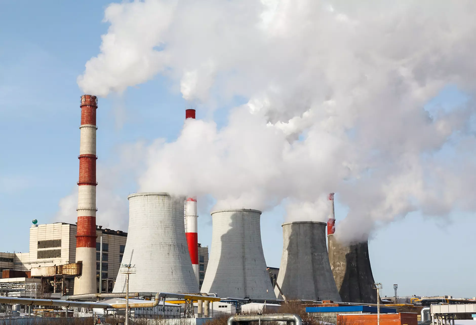 Договорено в Брюксел: Данък върху свръхпечалбите на енергийните компании и намаляване на потреблението на ток 
