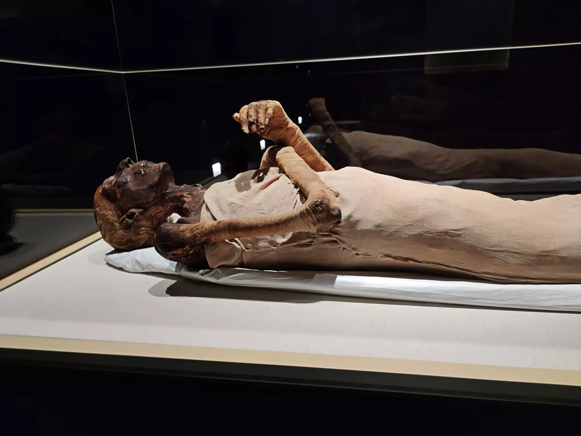 Археолози извадиха непокътнат саркофага на ковчежника на Рамзес II 