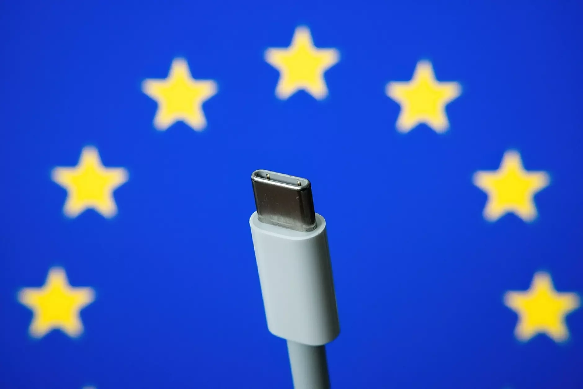 От 2024 г. всички нови телефони, таблети и фотоапарати в ЕС ще се зареждат само през USB-C порт