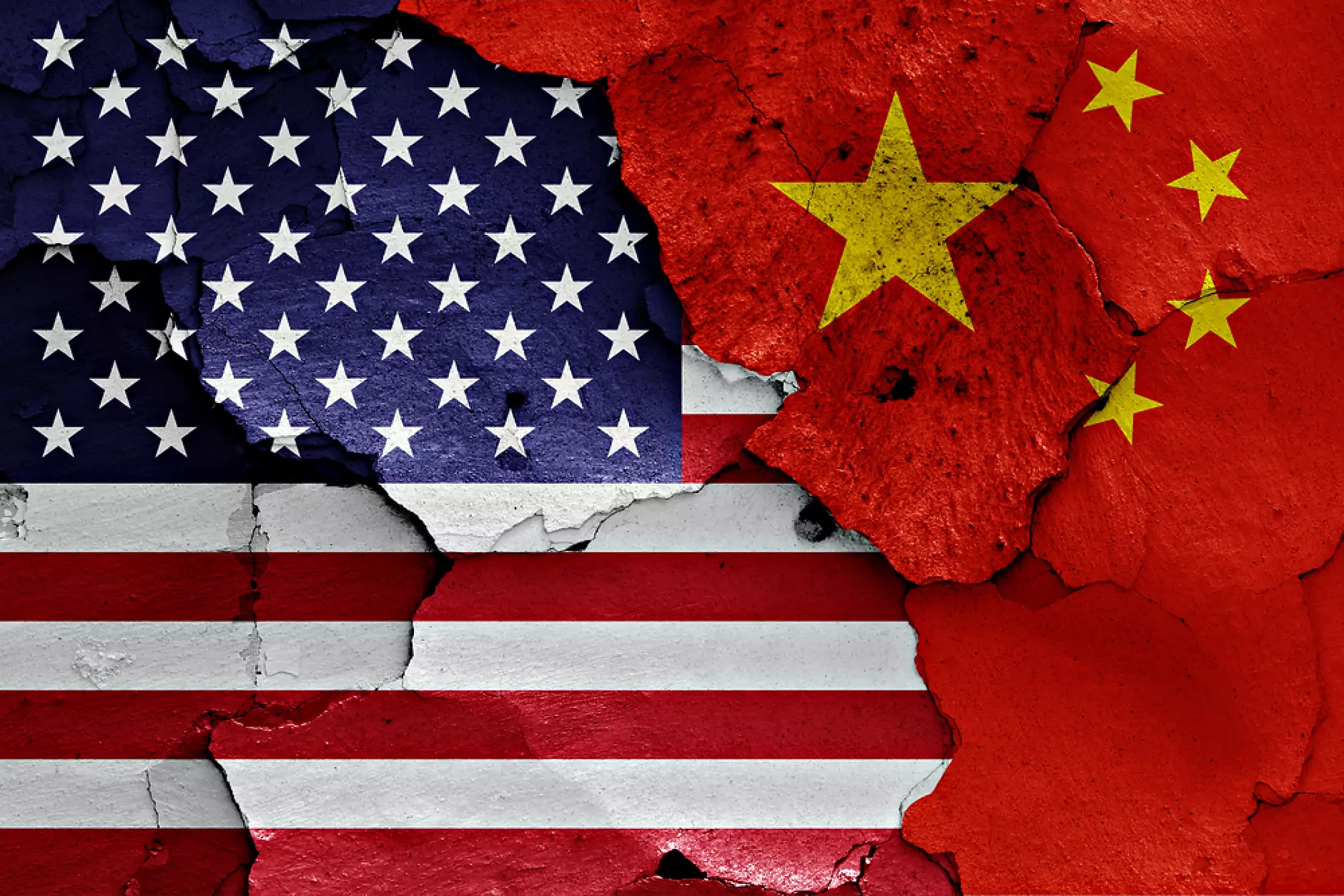 САЩ готвят нови ограничения на технологичния износ за Китай